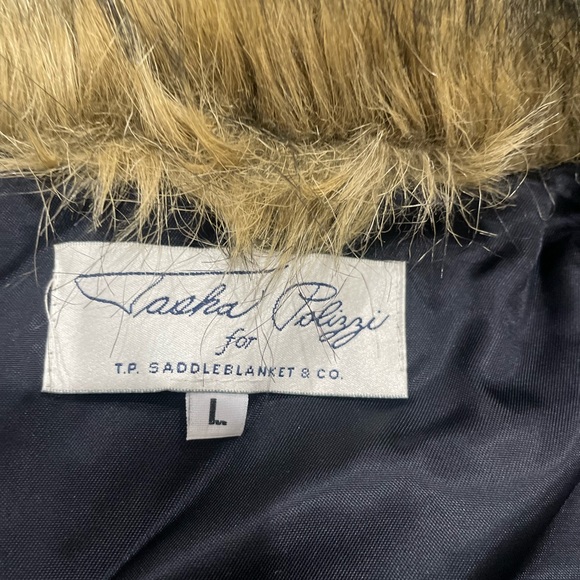 Tasha Polizzi blanket faux fur and floral appliqué jacket. - Picture 10 of 10